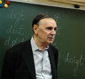 Андрей Анатольевич Зализняк, лекция «Об исторической лингвистике», 12 декабря 2008 года, школа «Муми-тролль». Фото М. А. Смирновой